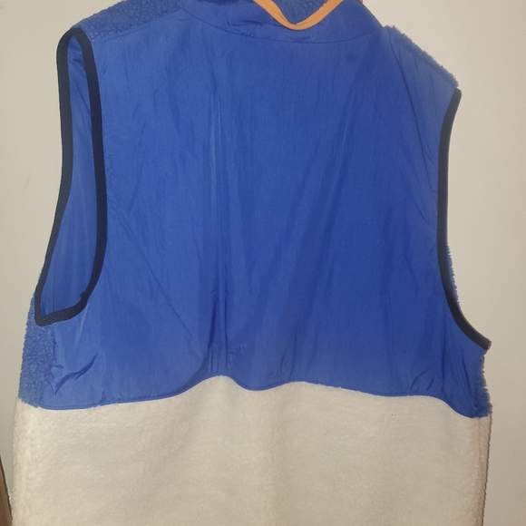 Nike sherpa vest - Picture 2 of 2